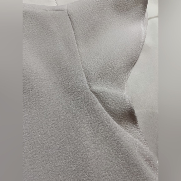 Calvin Klein XS White Short Sleeve Blouse - Picture 4 of 5